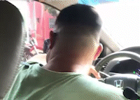 Motorista passa cada coisa, mas nada é pior que passageiro peidorreiro