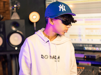 Do nada, Caio virou 'famoso' entre os jovens com música feita por IA