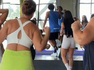 Após 9 anos, João realiza o sonho de ser dançarino profissional