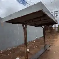 Seguidores escolhem desenho e artista transforma muro de ponto de ônibus